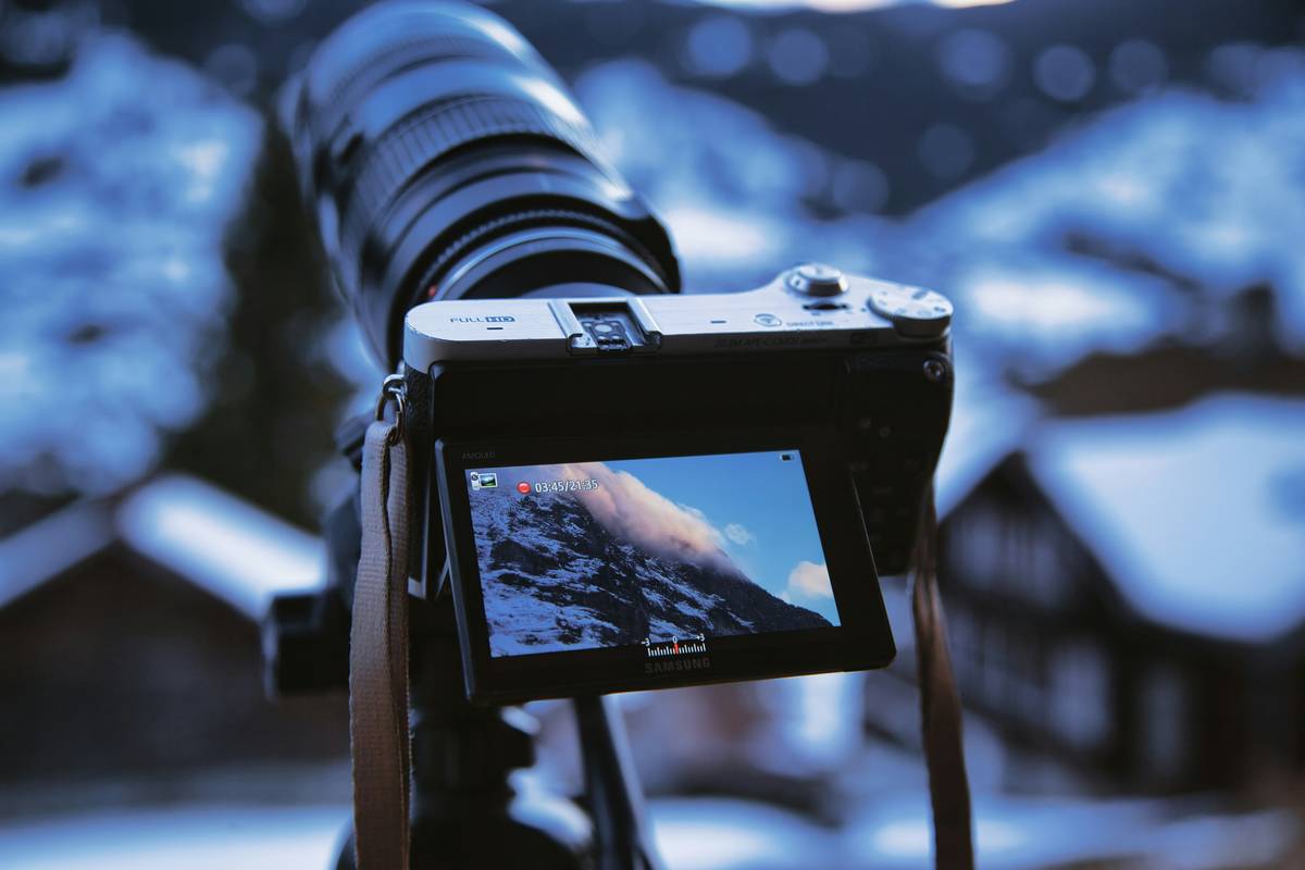 A stunning waterfall captured with excellent composition using the rule of thirds
