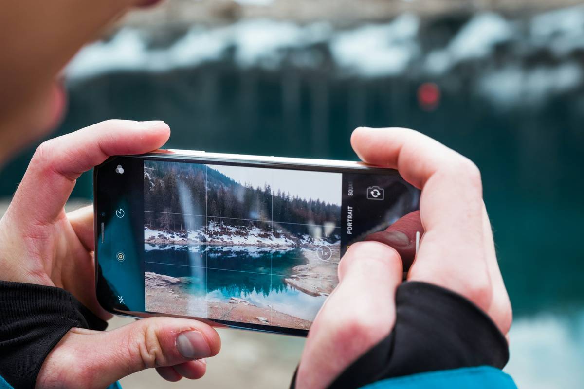 Stunning panoramic view of mountains at sunset captured with a mirrorless camera.