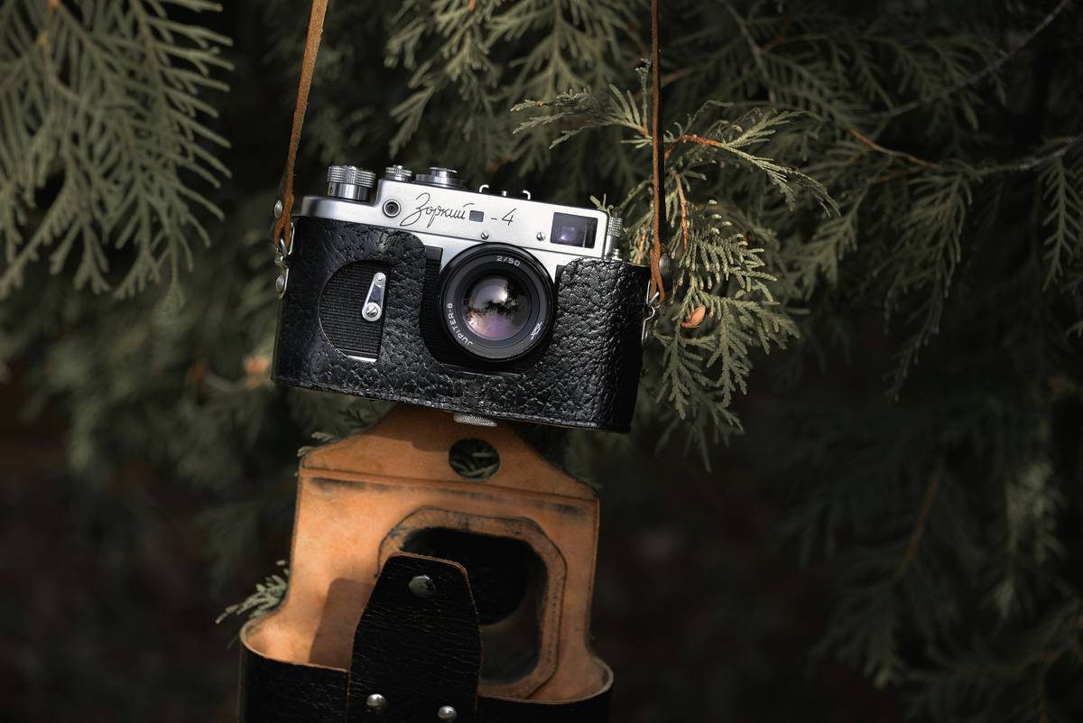 Why Every Hiker Needs a Portable Adventure Camera (and How to Choose One)