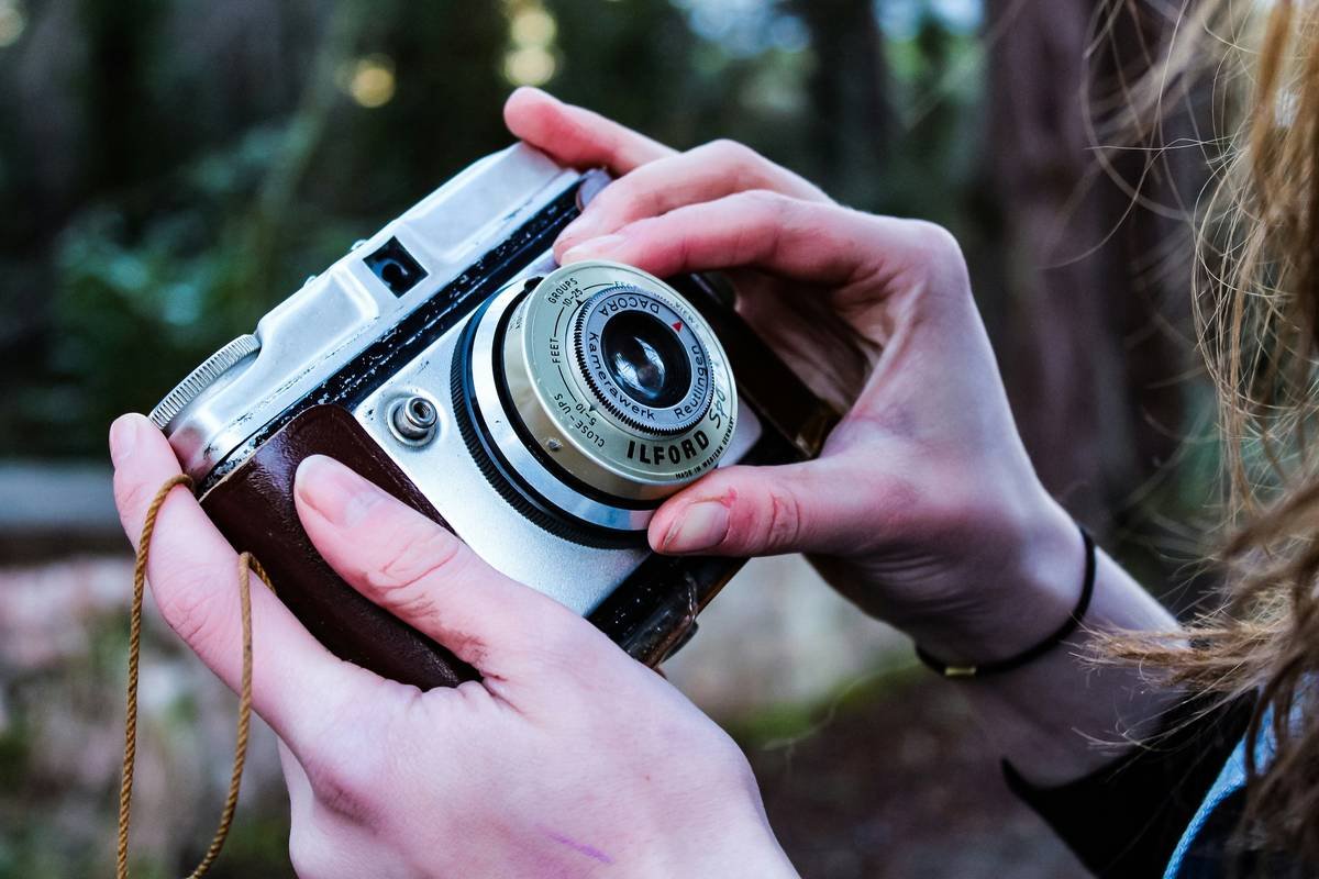 The Ultimate Guide to Choosing an Adventure Camera Lightweight Enough for Every Trail