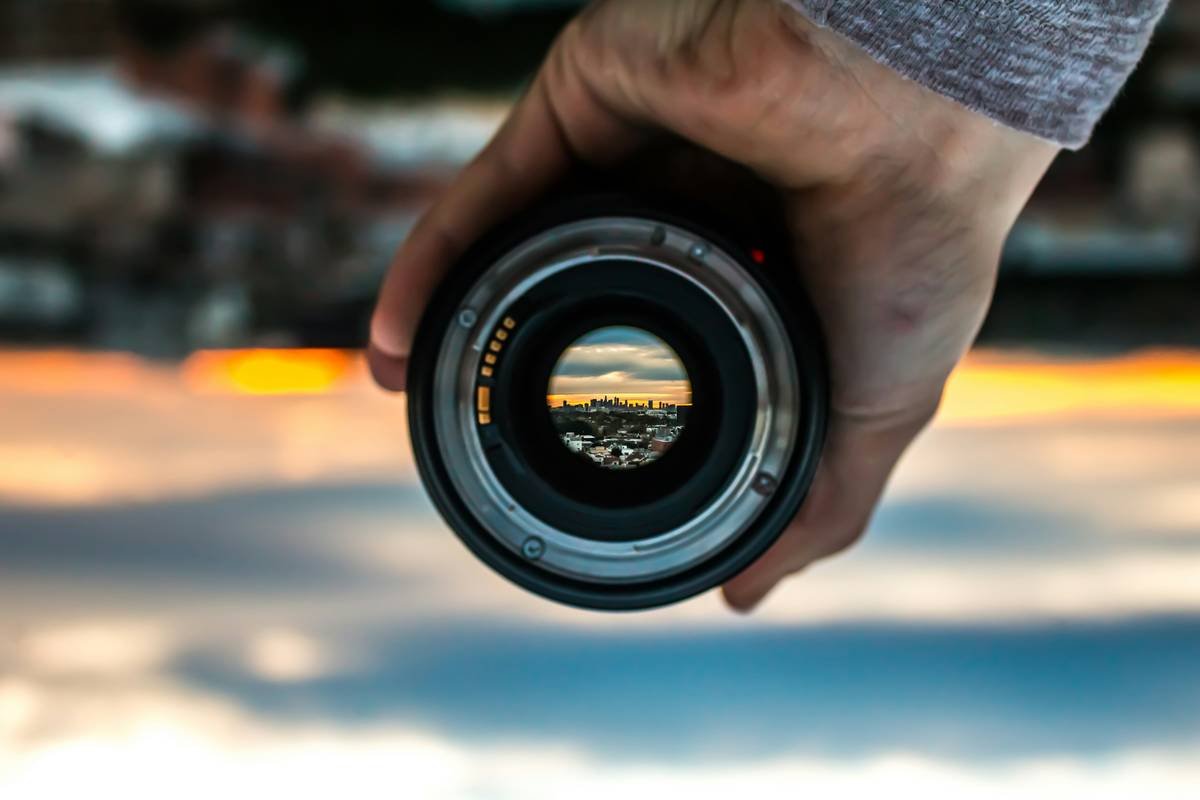 Why Your Hiking Photos Suck (And How a Wide Angle Zoom Lens Nature Setup Fixes Everything)